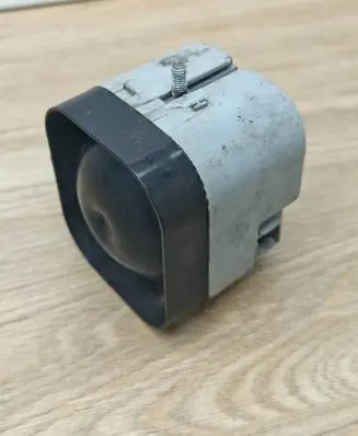 Volvo V70 Alarm system siren 8637399