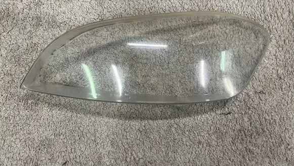 Volvo XC60 Headlight lense 