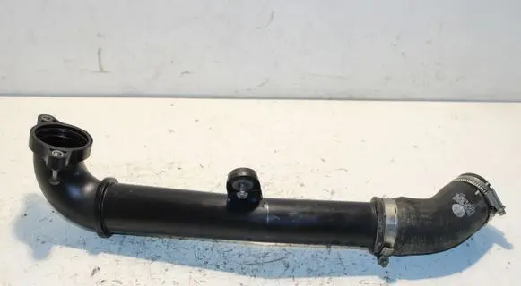 Volkswagen Golf VII Intercooler hose/pipe 04L145770H 04L145762E