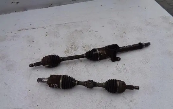 Dodge Caliber Front driveshaft