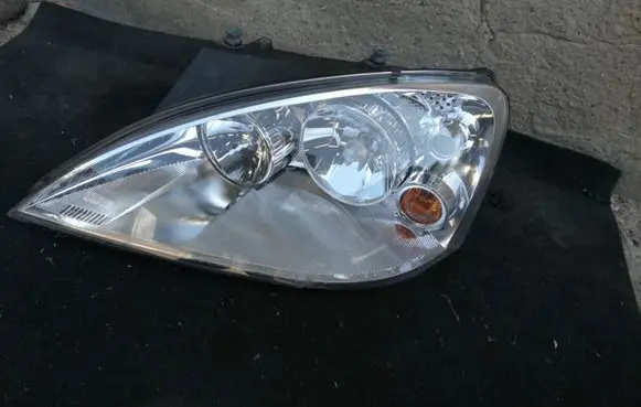 Ford Galaxy Headlight/headlamp 0301183603
