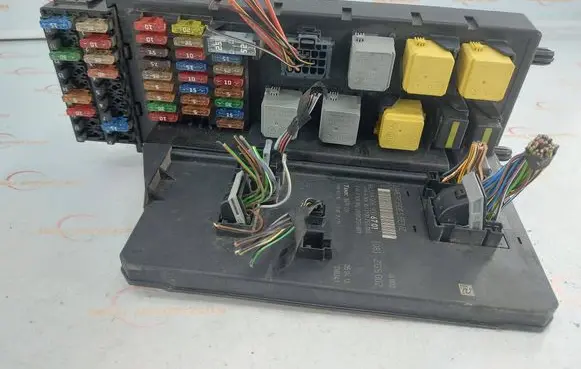 Volkswagen Crafter SAM control unit A9069006701