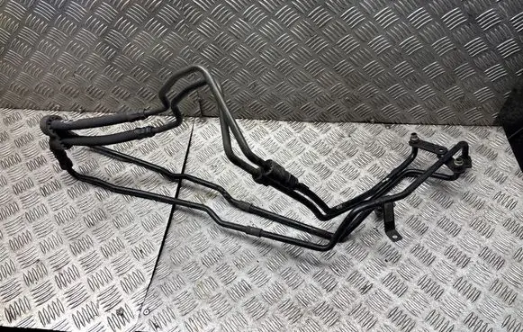 Volkswagen PASSAT B5.5 Oil fill pipe 8D0317823B 271044 030904