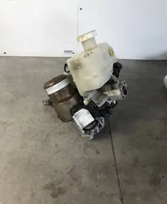 Mitsubishi Pajero Brake booster