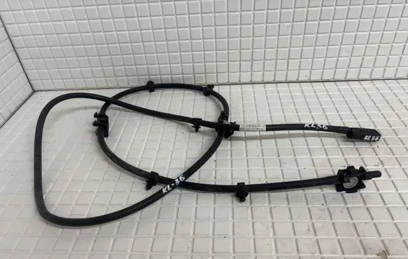 Mercedes-Benz E W213 Headlight washer hose/pipe A2138609000
