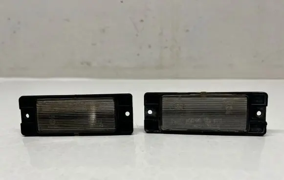 Mitsubishi Pajero Number plate light 1141261