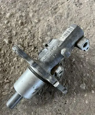 Audi A4 S4 B6 8E 8H Master brake cylinder 2425 2425ALTUR