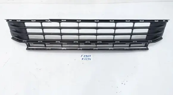 Volkswagen Touran II Front bumper lower grill 5TA853677M