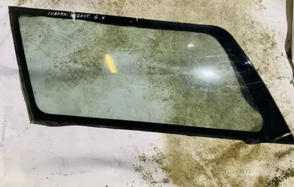 Subaru Legacy Rear side window