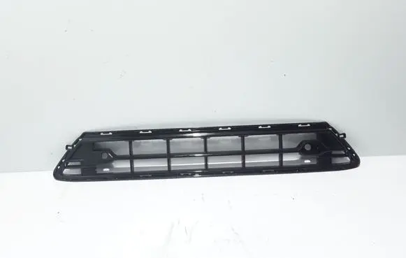 Volvo XC60 Front bumper lower grill 31449130