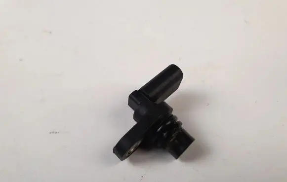Mercedes-Benz CLA C117 X117 W117 Crankshaft position sensor A2709050400 0232103125