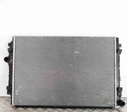 Audi A3 S3 8V Coolant radiator M159085E