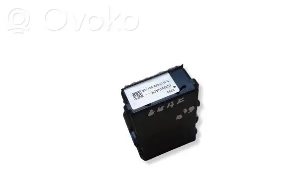 Nissan Leaf II (ZE1) Other devices 10R052321 35185902 280915SA0A