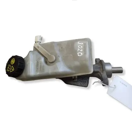 Volvo V40 Master brake cylinder 31329534 31329326