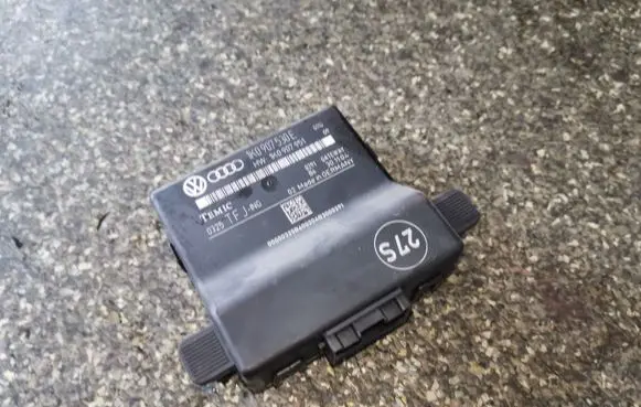 Volkswagen Golf V Other control units/modules 1K0907530E