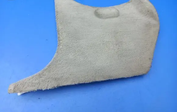 Foot area side trim
