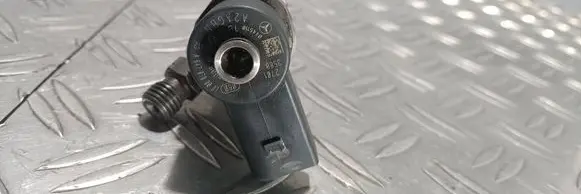 Mercedes-Benz Vito Viano W639 Fuel injector A6470700087
