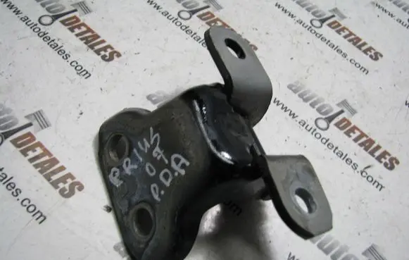 Toyota Prius (XW20) Front door lower hinge 