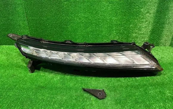 Mitsubishi Eclipse Cross LED Daytime headlight EDM92206010