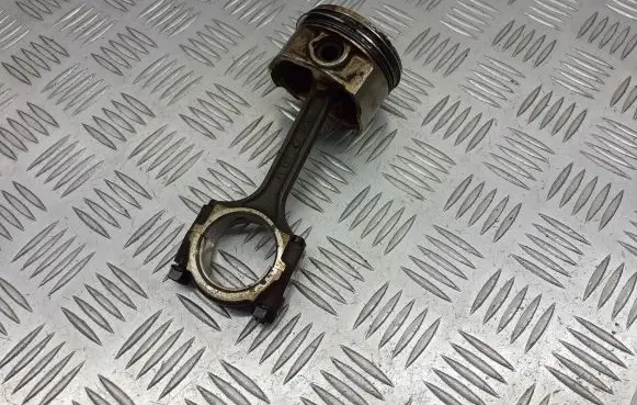 Chevrolet Aveo Piston with connecting rod