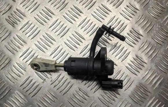Audi A6 S6 C5 4B Clutch master cylinder 8E1721401AG