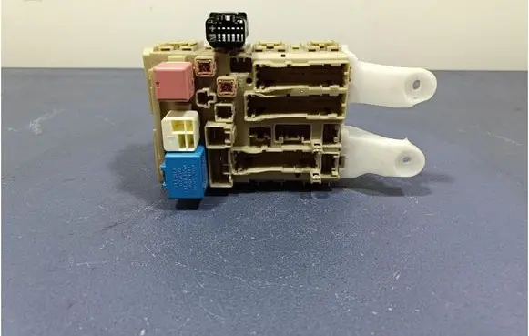 Toyota Verso-S Fuse box set 827300F290