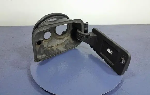 BMW 4 G22 G23 G24 G26 Fuel tank cap 9452493