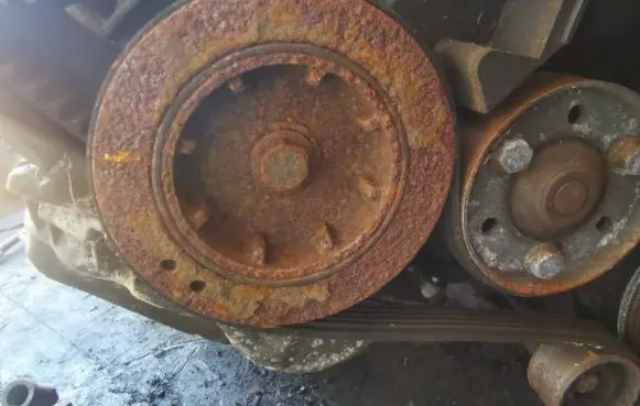 Volvo S40, V40 Crankshaft pulley