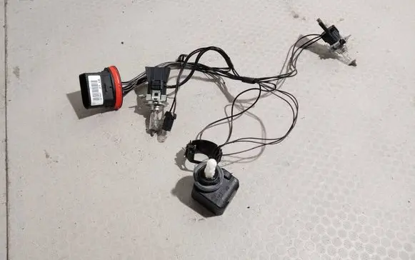 Volkswagen Polo V 6R Headlight/headlamp wiring loom/harness 16157100 PBTGF15