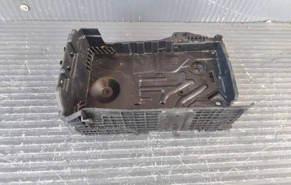 Opel Mokka B Battery box tray 9836759680