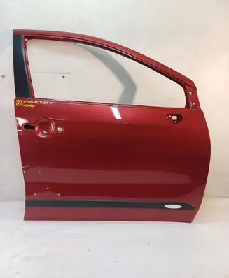 Suzuki SX4 S-Cross Front door