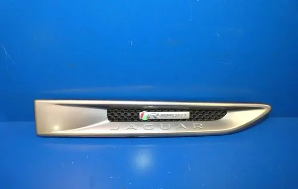 Jaguar XE Front arch trim 