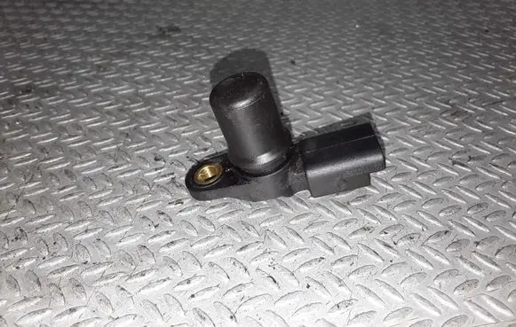 Renault Scenic II - Grand scenic II Camshaft position sensor 8200033686