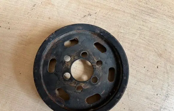 Audi A4 S4 B5 8D Power steering pump pulley 038145255D 038145255F
