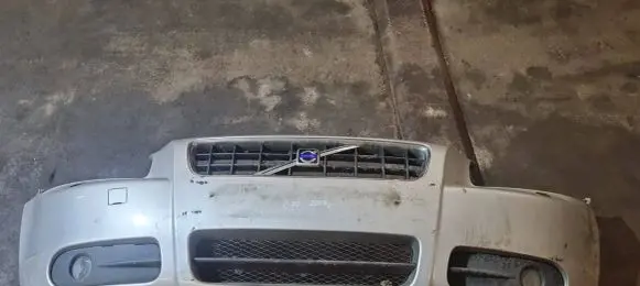 Volvo C70 Front bumper