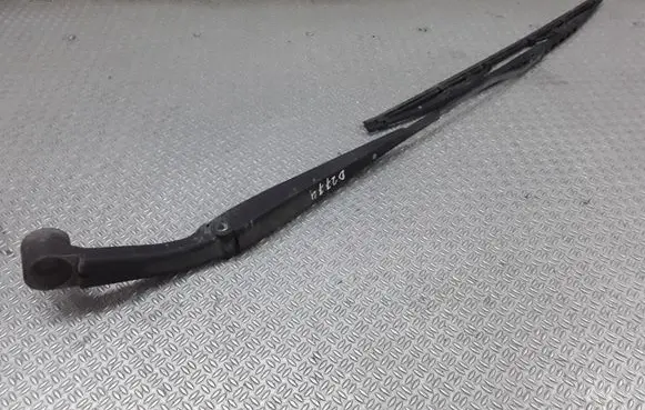 Mitsubishi L200 Windshield/front glass wiper blade 