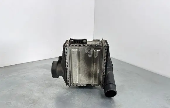 Mercedes-Benz C W205 Intercooler radiator A6510901800