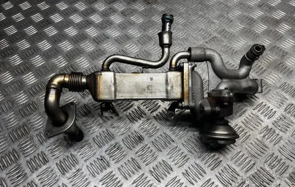 EGR valve cooler