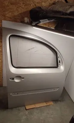 Renault Kangoo II Front door