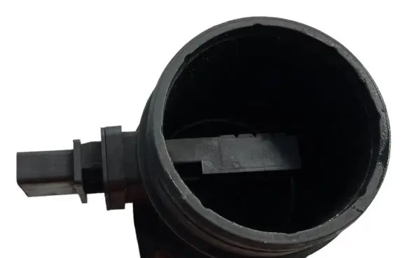 Volkswagen PASSAT B7 Mass air flow meter 0281002735