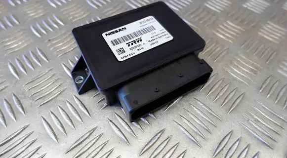 Nissan Qashqai Hand brake control module 360324BA0A