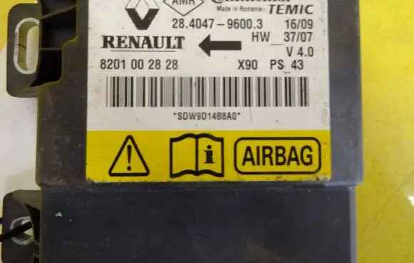 Dacia Sandero Airbag control unit/module 8201002828 SDW9D14B8A0