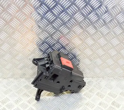 Mercedes-Benz C W205 Current control relay A2055402250