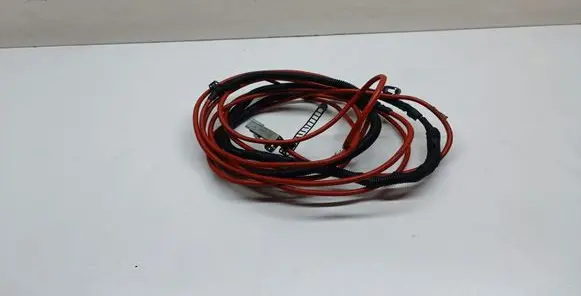 BMW 5 E60 E61 Positive cable (battery) 