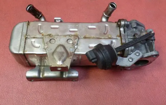 KIA Sportage EGR valve cooler 284162F140