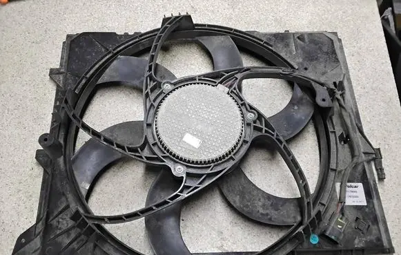 BMW 3 E90 E91 Electric radiator cooling fan 17117590699 17427523259 7275441