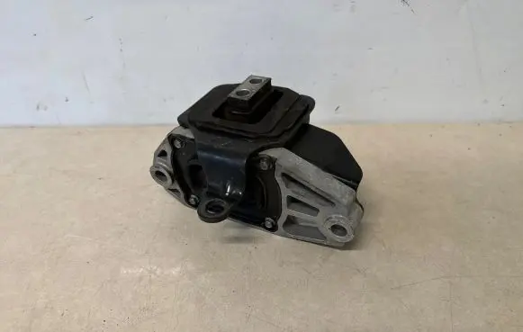 KIA Sportage Engine mount bracket 21830f1800