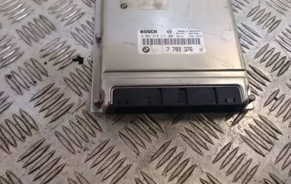 BMW X5 E53 Engine control unit/module 7789376