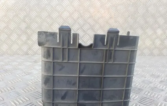 Volkswagen PASSAT B6 Battery box tray 1K0915335