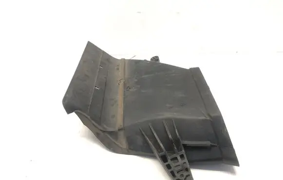 Audi A6 S6 C6 4F Air intake duct part 8K0129618 8K0129618A